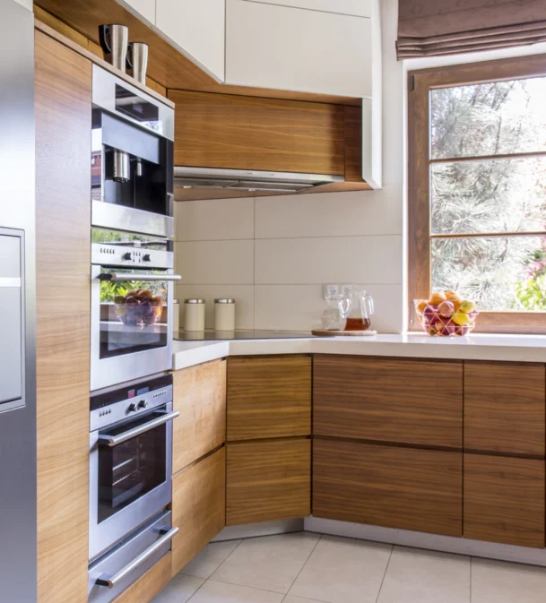 wooden style modern kitchen cabinets